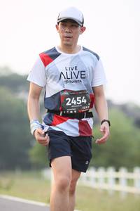 BIB: 2454
                            <button type="button" onclick="openModal(6349674)" class="btn btn-primary btn-sm float-right btn-popup" data-toggle="modal" data-target=".modal-high-quality">
                        <i class="fas fa-shopping-cart"></i> Add to Cart
                    </button>
                                            <button type="button" onclick="isThisMe(6349674, true)" class="btn btn-success btn-sm float-right btn-popup btn-isme hidden" data-toggle="tooltip" data-placement="bottom" title="นี่คือรูปของคุณใช่ไหม คลิกที่นี่เพื่อเอาเข้าอัลบั้ม">
                        <i class="fas fa-plus"></i> Add to album
                    </button>
                    <button type="button" onclick="isThisMe(6349674, false)" class="btn btn-warning btn-sm float-right btn-popup btn-isnotme hidden">
                        <i class="fas fa-ban"></i> Remove from album
                    </button>