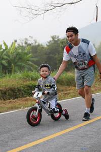 BIB: 6413, 
                            <button type="button" onclick="openModal(6355719)" class="btn btn-primary btn-sm float-right btn-popup" data-toggle="modal" data-target=".modal-high-quality">
                        <i class="fas fa-shopping-cart"></i> Add to Cart
                    </button>
                                            <button type="button" onclick="isThisMe(6355719, true)" class="btn btn-success btn-sm float-right btn-popup btn-isme hidden" data-toggle="tooltip" data-placement="bottom" title="นี่คือรูปของคุณใช่ไหม คลิกที่นี่เพื่อเอาเข้าอัลบั้ม">
                        <i class="fas fa-plus"></i> Add to album
                    </button>
                    <button type="button" onclick="isThisMe(6355719, false)" class="btn btn-warning btn-sm float-right btn-popup btn-isnotme hidden">
                        <i class="fas fa-ban"></i> Remove from album
                    </button>