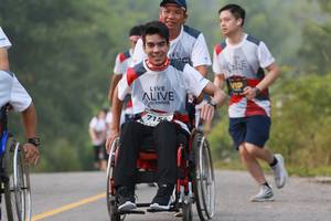 BIB: 7154
                            <button type="button" onclick="openModal(6355653)" class="btn btn-primary btn-sm float-right btn-popup" data-toggle="modal" data-target=".modal-high-quality">
                        <i class="fas fa-shopping-cart"></i> Add to Cart
                    </button>
                                            <button type="button" onclick="isThisMe(6355653, true)" class="btn btn-success btn-sm float-right btn-popup btn-isme hidden" data-toggle="tooltip" data-placement="bottom" title="นี่คือรูปของคุณใช่ไหม คลิกที่นี่เพื่อเอาเข้าอัลบั้ม">
                        <i class="fas fa-plus"></i> Add to album
                    </button>
                    <button type="button" onclick="isThisMe(6355653, false)" class="btn btn-warning btn-sm float-right btn-popup btn-isnotme hidden">
                        <i class="fas fa-ban"></i> Remove from album
                    </button>