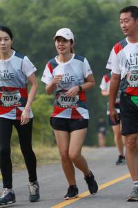 BIB: 7074, 7075
                            <button type="button" onclick="openModal(6355548)" class="btn btn-primary btn-sm float-right btn-popup" data-toggle="modal" data-target=".modal-high-quality">
                        <i class="fas fa-shopping-cart"></i> Add to Cart
                    </button>
                                            <button type="button" onclick="isThisMe(6355548, true)" class="btn btn-success btn-sm float-right btn-popup btn-isme hidden" data-toggle="tooltip" data-placement="bottom" title="นี่คือรูปของคุณใช่ไหม คลิกที่นี่เพื่อเอาเข้าอัลบั้ม">
                        <i class="fas fa-plus"></i> Add to album
                    </button>
                    <button type="button" onclick="isThisMe(6355548, false)" class="btn btn-warning btn-sm float-right btn-popup btn-isnotme hidden">
                        <i class="fas fa-ban"></i> Remove from album
                    </button>