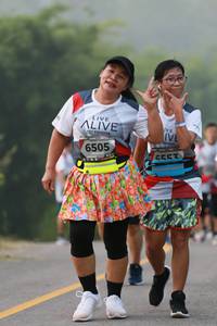 BIB: 6505, 6553
                            <button type="button" onclick="openModal(6355774)" class="btn btn-primary btn-sm float-right btn-popup" data-toggle="modal" data-target=".modal-high-quality">
                        <i class="fas fa-shopping-cart"></i> Add to Cart
                    </button>
                                            <button type="button" onclick="isThisMe(6355774, true)" class="btn btn-success btn-sm float-right btn-popup btn-isme hidden" data-toggle="tooltip" data-placement="bottom" title="นี่คือรูปของคุณใช่ไหม คลิกที่นี่เพื่อเอาเข้าอัลบั้ม">
                        <i class="fas fa-plus"></i> Add to album
                    </button>
                    <button type="button" onclick="isThisMe(6355774, false)" class="btn btn-warning btn-sm float-right btn-popup btn-isnotme hidden">
                        <i class="fas fa-ban"></i> Remove from album
                    </button>