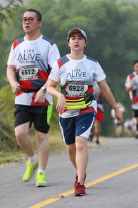 BIB: 6512, 6928
                            <button type="button" onclick="openModal(6356410)" class="btn btn-primary btn-sm float-right btn-popup" data-toggle="modal" data-target=".modal-high-quality">
                        <i class="fas fa-shopping-cart"></i> Add to Cart
                    </button>
                                            <button type="button" onclick="isThisMe(6356410, true)" class="btn btn-success btn-sm float-right btn-popup btn-isme hidden" data-toggle="tooltip" data-placement="bottom" title="นี่คือรูปของคุณใช่ไหม คลิกที่นี่เพื่อเอาเข้าอัลบั้ม">
                        <i class="fas fa-plus"></i> Add to album
                    </button>
                    <button type="button" onclick="isThisMe(6356410, false)" class="btn btn-warning btn-sm float-right btn-popup btn-isnotme hidden">
                        <i class="fas fa-ban"></i> Remove from album
                    </button>