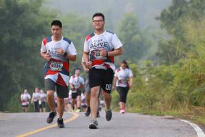 BIB: 6224
                            <button type="button" onclick="openModal(6355944)" class="btn btn-primary btn-sm float-right btn-popup" data-toggle="modal" data-target=".modal-high-quality">
                        <i class="fas fa-shopping-cart"></i> Add to Cart
                    </button>
                                            <button type="button" onclick="isThisMe(6355944, true)" class="btn btn-success btn-sm float-right btn-popup btn-isme hidden" data-toggle="tooltip" data-placement="bottom" title="นี่คือรูปของคุณใช่ไหม คลิกที่นี่เพื่อเอาเข้าอัลบั้ม">
                        <i class="fas fa-plus"></i> Add to album
                    </button>
                    <button type="button" onclick="isThisMe(6355944, false)" class="btn btn-warning btn-sm float-right btn-popup btn-isnotme hidden">
                        <i class="fas fa-ban"></i> Remove from album
                    </button>