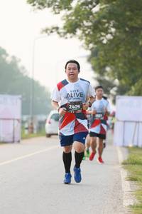 BIB: 2409
                            <button type="button" onclick="openModal(6357961)" class="btn btn-primary btn-sm float-right btn-popup" data-toggle="modal" data-target=".modal-high-quality">
                        <i class="fas fa-shopping-cart"></i> Add to Cart
                    </button>
                                            <button type="button" onclick="isThisMe(6357961, true)" class="btn btn-success btn-sm float-right btn-popup btn-isme hidden" data-toggle="tooltip" data-placement="bottom" title="นี่คือรูปของคุณใช่ไหม คลิกที่นี่เพื่อเอาเข้าอัลบั้ม">
                        <i class="fas fa-plus"></i> Add to album
                    </button>
                    <button type="button" onclick="isThisMe(6357961, false)" class="btn btn-warning btn-sm float-right btn-popup btn-isnotme hidden">
                        <i class="fas fa-ban"></i> Remove from album
                    </button>