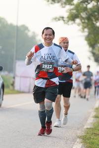 BIB: 2822, 2100, 
                            <button type="button" onclick="openModal(6358749)" class="btn btn-primary btn-sm float-right btn-popup" data-toggle="modal" data-target=".modal-high-quality">
                        <i class="fas fa-shopping-cart"></i> Add to Cart
                    </button>
                                            <button type="button" onclick="isThisMe(6358749, true)" class="btn btn-success btn-sm float-right btn-popup btn-isme hidden" data-toggle="tooltip" data-placement="bottom" title="นี่คือรูปของคุณใช่ไหม คลิกที่นี่เพื่อเอาเข้าอัลบั้ม">
                        <i class="fas fa-plus"></i> Add to album
                    </button>
                    <button type="button" onclick="isThisMe(6358749, false)" class="btn btn-warning btn-sm float-right btn-popup btn-isnotme hidden">
                        <i class="fas fa-ban"></i> Remove from album
                    </button>