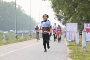 BIB: 2200
                            <button type="button" onclick="openModal(6359115)" class="btn btn-primary btn-sm float-right btn-popup" data-toggle="modal" data-target=".modal-high-quality">
                        <i class="fas fa-shopping-cart"></i> Add to Cart
                    </button>
                                            <button type="button" onclick="isThisMe(6359115, true)" class="btn btn-success btn-sm float-right btn-popup btn-isme hidden" data-toggle="tooltip" data-placement="bottom" title="นี่คือรูปของคุณใช่ไหม คลิกที่นี่เพื่อเอาเข้าอัลบั้ม">
                        <i class="fas fa-plus"></i> Add to album
                    </button>
                    <button type="button" onclick="isThisMe(6359115, false)" class="btn btn-warning btn-sm float-right btn-popup btn-isnotme hidden">
                        <i class="fas fa-ban"></i> Remove from album
                    </button>