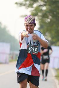 BIB: 2013, 128
                            <button type="button" onclick="openModal(6358442)" class="btn btn-primary btn-sm float-right btn-popup" data-toggle="modal" data-target=".modal-high-quality">
                        <i class="fas fa-shopping-cart"></i> Add to Cart
                    </button>
                                            <button type="button" onclick="isThisMe(6358442, true)" class="btn btn-success btn-sm float-right btn-popup btn-isme hidden" data-toggle="tooltip" data-placement="bottom" title="นี่คือรูปของคุณใช่ไหม คลิกที่นี่เพื่อเอาเข้าอัลบั้ม">
                        <i class="fas fa-plus"></i> Add to album
                    </button>
                    <button type="button" onclick="isThisMe(6358442, false)" class="btn btn-warning btn-sm float-right btn-popup btn-isnotme hidden">
                        <i class="fas fa-ban"></i> Remove from album
                    </button>