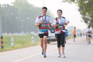 BIB: 2750, 2754
                            <button type="button" onclick="openModal(6358948)" class="btn btn-primary btn-sm float-right btn-popup" data-toggle="modal" data-target=".modal-high-quality">
                        <i class="fas fa-shopping-cart"></i> Add to Cart
                    </button>
                                            <button type="button" onclick="isThisMe(6358948, true)" class="btn btn-success btn-sm float-right btn-popup btn-isme hidden" data-toggle="tooltip" data-placement="bottom" title="นี่คือรูปของคุณใช่ไหม คลิกที่นี่เพื่อเอาเข้าอัลบั้ม">
                        <i class="fas fa-plus"></i> Add to album
                    </button>
                    <button type="button" onclick="isThisMe(6358948, false)" class="btn btn-warning btn-sm float-right btn-popup btn-isnotme hidden">
                        <i class="fas fa-ban"></i> Remove from album
                    </button>