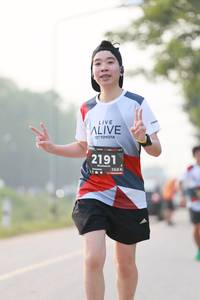 BIB: 2191, 128
                            <button type="button" onclick="openModal(6358958)" class="btn btn-primary btn-sm float-right btn-popup" data-toggle="modal" data-target=".modal-high-quality">
                        <i class="fas fa-shopping-cart"></i> Add to Cart
                    </button>
                                            <button type="button" onclick="isThisMe(6358958, true)" class="btn btn-success btn-sm float-right btn-popup btn-isme hidden" data-toggle="tooltip" data-placement="bottom" title="นี่คือรูปของคุณใช่ไหม คลิกที่นี่เพื่อเอาเข้าอัลบั้ม">
                        <i class="fas fa-plus"></i> Add to album
                    </button>
                    <button type="button" onclick="isThisMe(6358958, false)" class="btn btn-warning btn-sm float-right btn-popup btn-isnotme hidden">
                        <i class="fas fa-ban"></i> Remove from album
                    </button>