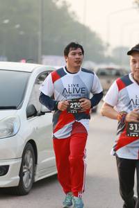 BIB: 270
                            <button type="button" onclick="openModal(6358532)" class="btn btn-primary btn-sm float-right btn-popup" data-toggle="modal" data-target=".modal-high-quality">
                        <i class="fas fa-shopping-cart"></i> Add to Cart
                    </button>
                                            <button type="button" onclick="isThisMe(6358532, true)" class="btn btn-success btn-sm float-right btn-popup btn-isme hidden" data-toggle="tooltip" data-placement="bottom" title="นี่คือรูปของคุณใช่ไหม คลิกที่นี่เพื่อเอาเข้าอัลบั้ม">
                        <i class="fas fa-plus"></i> Add to album
                    </button>
                    <button type="button" onclick="isThisMe(6358532, false)" class="btn btn-warning btn-sm float-right btn-popup btn-isnotme hidden">
                        <i class="fas fa-ban"></i> Remove from album
                    </button>