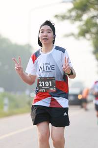 BIB: 2191, 128
                            <button type="button" onclick="openModal(6358960)" class="btn btn-primary btn-sm float-right btn-popup" data-toggle="modal" data-target=".modal-high-quality">
                        <i class="fas fa-shopping-cart"></i> Add to Cart
                    </button>
                                            <button type="button" onclick="isThisMe(6358960, true)" class="btn btn-success btn-sm float-right btn-popup btn-isme hidden" data-toggle="tooltip" data-placement="bottom" title="นี่คือรูปของคุณใช่ไหม คลิกที่นี่เพื่อเอาเข้าอัลบั้ม">
                        <i class="fas fa-plus"></i> Add to album
                    </button>
                    <button type="button" onclick="isThisMe(6358960, false)" class="btn btn-warning btn-sm float-right btn-popup btn-isnotme hidden">
                        <i class="fas fa-ban"></i> Remove from album
                    </button>