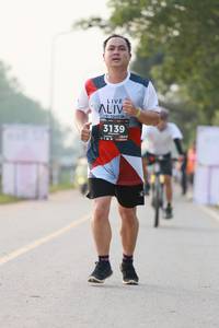 BIB: 3139, 128
                            <button type="button" onclick="openModal(6358627)" class="btn btn-primary btn-sm float-right btn-popup" data-toggle="modal" data-target=".modal-high-quality">
                        <i class="fas fa-shopping-cart"></i> Add to Cart
                    </button>
                                            <button type="button" onclick="isThisMe(6358627, true)" class="btn btn-success btn-sm float-right btn-popup btn-isme hidden" data-toggle="tooltip" data-placement="bottom" title="นี่คือรูปของคุณใช่ไหม คลิกที่นี่เพื่อเอาเข้าอัลบั้ม">
                        <i class="fas fa-plus"></i> Add to album
                    </button>
                    <button type="button" onclick="isThisMe(6358627, false)" class="btn btn-warning btn-sm float-right btn-popup btn-isnotme hidden">
                        <i class="fas fa-ban"></i> Remove from album
                    </button>