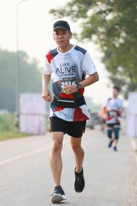 BIB: 3916
                            <button type="button" onclick="openModal(6358740)" class="btn btn-primary btn-sm float-right btn-popup" data-toggle="modal" data-target=".modal-high-quality">
                        <i class="fas fa-shopping-cart"></i> Add to Cart
                    </button>
                                            <button type="button" onclick="isThisMe(6358740, true)" class="btn btn-success btn-sm float-right btn-popup btn-isme hidden" data-toggle="tooltip" data-placement="bottom" title="นี่คือรูปของคุณใช่ไหม คลิกที่นี่เพื่อเอาเข้าอัลบั้ม">
                        <i class="fas fa-plus"></i> Add to album
                    </button>
                    <button type="button" onclick="isThisMe(6358740, false)" class="btn btn-warning btn-sm float-right btn-popup btn-isnotme hidden">
                        <i class="fas fa-ban"></i> Remove from album
                    </button>