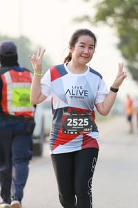 BIB: 2525, 128
                            <button type="button" onclick="openModal(6358461)" class="btn btn-primary btn-sm float-right btn-popup" data-toggle="modal" data-target=".modal-high-quality">
                        <i class="fas fa-shopping-cart"></i> Add to Cart
                    </button>
                                            <button type="button" onclick="isThisMe(6358461, true)" class="btn btn-success btn-sm float-right btn-popup btn-isme hidden" data-toggle="tooltip" data-placement="bottom" title="นี่คือรูปของคุณใช่ไหม คลิกที่นี่เพื่อเอาเข้าอัลบั้ม">
                        <i class="fas fa-plus"></i> Add to album
                    </button>
                    <button type="button" onclick="isThisMe(6358461, false)" class="btn btn-warning btn-sm float-right btn-popup btn-isnotme hidden">
                        <i class="fas fa-ban"></i> Remove from album
                    </button>