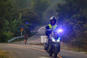 BIB: 
                            <button type="button" onclick="openModal(6359276)" class="btn btn-primary btn-sm float-right btn-popup" data-toggle="modal" data-target=".modal-high-quality">
                        <i class="fas fa-shopping-cart"></i> Add to Cart
                    </button>
                                            <button type="button" onclick="isThisMe(6359276, true)" class="btn btn-success btn-sm float-right btn-popup btn-isme hidden" data-toggle="tooltip" data-placement="bottom" title="นี่คือรูปของคุณใช่ไหม คลิกที่นี่เพื่อเอาเข้าอัลบั้ม">
                        <i class="fas fa-plus"></i> Add to album
                    </button>
                    <button type="button" onclick="isThisMe(6359276, false)" class="btn btn-warning btn-sm float-right btn-popup btn-isnotme hidden">
                        <i class="fas fa-ban"></i> Remove from album
                    </button>