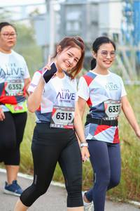 BIB: 6352, 633, 6315
                            <button type="button" onclick="openModal(6353562)" class="btn btn-primary btn-sm float-right btn-popup" data-toggle="modal" data-target=".modal-high-quality">
                        <i class="fas fa-shopping-cart"></i> Add to Cart
                    </button>
                                            <button type="button" onclick="isThisMe(6353562, true)" class="btn btn-success btn-sm float-right btn-popup btn-isme hidden" data-toggle="tooltip" data-placement="bottom" title="นี่คือรูปของคุณใช่ไหม คลิกที่นี่เพื่อเอาเข้าอัลบั้ม">
                        <i class="fas fa-plus"></i> Add to album
                    </button>
                    <button type="button" onclick="isThisMe(6353562, false)" class="btn btn-warning btn-sm float-right btn-popup btn-isnotme hidden">
                        <i class="fas fa-ban"></i> Remove from album
                    </button>