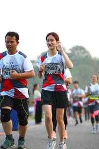 BIB: 701, 7087
                            <button type="button" onclick="openModal(6351398)" class="btn btn-primary btn-sm float-right btn-popup" data-toggle="modal" data-target=".modal-high-quality">
                        <i class="fas fa-shopping-cart"></i> Add to Cart
                    </button>
                                            <button type="button" onclick="isThisMe(6351398, true)" class="btn btn-success btn-sm float-right btn-popup btn-isme hidden" data-toggle="tooltip" data-placement="bottom" title="นี่คือรูปของคุณใช่ไหม คลิกที่นี่เพื่อเอาเข้าอัลบั้ม">
                        <i class="fas fa-plus"></i> Add to album
                    </button>
                    <button type="button" onclick="isThisMe(6351398, false)" class="btn btn-warning btn-sm float-right btn-popup btn-isnotme hidden">
                        <i class="fas fa-ban"></i> Remove from album
                    </button>