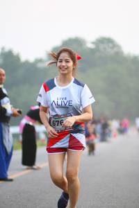 BIB: 676
                            <button type="button" onclick="openModal(6353449)" class="btn btn-primary btn-sm float-right btn-popup" data-toggle="modal" data-target=".modal-high-quality">
                        <i class="fas fa-shopping-cart"></i> Add to Cart
                    </button>
                                            <button type="button" onclick="isThisMe(6353449, true)" class="btn btn-success btn-sm float-right btn-popup btn-isme hidden" data-toggle="tooltip" data-placement="bottom" title="นี่คือรูปของคุณใช่ไหม คลิกที่นี่เพื่อเอาเข้าอัลบั้ม">
                        <i class="fas fa-plus"></i> Add to album
                    </button>
                    <button type="button" onclick="isThisMe(6353449, false)" class="btn btn-warning btn-sm float-right btn-popup btn-isnotme hidden">
                        <i class="fas fa-ban"></i> Remove from album
                    </button>