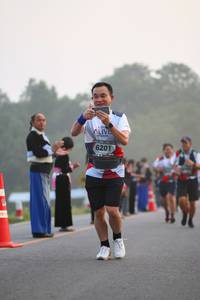 BIB: 6201
                            <button type="button" onclick="openModal(6348870)" class="btn btn-primary btn-sm float-right btn-popup" data-toggle="modal" data-target=".modal-high-quality">
                        <i class="fas fa-shopping-cart"></i> Add to Cart
                    </button>
                                            <button type="button" onclick="isThisMe(6348870, true)" class="btn btn-success btn-sm float-right btn-popup btn-isme hidden" data-toggle="tooltip" data-placement="bottom" title="นี่คือรูปของคุณใช่ไหม คลิกที่นี่เพื่อเอาเข้าอัลบั้ม">
                        <i class="fas fa-plus"></i> Add to album
                    </button>
                    <button type="button" onclick="isThisMe(6348870, false)" class="btn btn-warning btn-sm float-right btn-popup btn-isnotme hidden">
                        <i class="fas fa-ban"></i> Remove from album
                    </button>