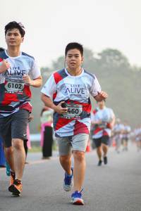 BIB: 6102, 460
                            <button type="button" onclick="openModal(6348514)" class="btn btn-primary btn-sm float-right btn-popup" data-toggle="modal" data-target=".modal-high-quality">
                        <i class="fas fa-shopping-cart"></i> Add to Cart
                    </button>
                                            <button type="button" onclick="isThisMe(6348514, true)" class="btn btn-success btn-sm float-right btn-popup btn-isme hidden" data-toggle="tooltip" data-placement="bottom" title="นี่คือรูปของคุณใช่ไหม คลิกที่นี่เพื่อเอาเข้าอัลบั้ม">
                        <i class="fas fa-plus"></i> Add to album
                    </button>
                    <button type="button" onclick="isThisMe(6348514, false)" class="btn btn-warning btn-sm float-right btn-popup btn-isnotme hidden">
                        <i class="fas fa-ban"></i> Remove from album
                    </button>