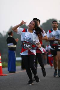 BIB: 2818, 2525, 128
                            <button type="button" onclick="openModal(6346232)" class="btn btn-primary btn-sm float-right btn-popup" data-toggle="modal" data-target=".modal-high-quality">
                        <i class="fas fa-shopping-cart"></i> Add to Cart
                    </button>
                                            <button type="button" onclick="isThisMe(6346232, true)" class="btn btn-success btn-sm float-right btn-popup btn-isme hidden" data-toggle="tooltip" data-placement="bottom" title="นี่คือรูปของคุณใช่ไหม คลิกที่นี่เพื่อเอาเข้าอัลบั้ม">
                        <i class="fas fa-plus"></i> Add to album
                    </button>
                    <button type="button" onclick="isThisMe(6346232, false)" class="btn btn-warning btn-sm float-right btn-popup btn-isnotme hidden">
                        <i class="fas fa-ban"></i> Remove from album
                    </button>