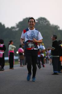 BIB: 2416, 
                            <button type="button" onclick="openModal(6346115)" class="btn btn-primary btn-sm float-right btn-popup" data-toggle="modal" data-target=".modal-high-quality">
                        <i class="fas fa-shopping-cart"></i> Add to Cart
                    </button>
                                            <button type="button" onclick="isThisMe(6346115, true)" class="btn btn-success btn-sm float-right btn-popup btn-isme hidden" data-toggle="tooltip" data-placement="bottom" title="นี่คือรูปของคุณใช่ไหม คลิกที่นี่เพื่อเอาเข้าอัลบั้ม">
                        <i class="fas fa-plus"></i> Add to album
                    </button>
                    <button type="button" onclick="isThisMe(6346115, false)" class="btn btn-warning btn-sm float-right btn-popup btn-isnotme hidden">
                        <i class="fas fa-ban"></i> Remove from album
                    </button>