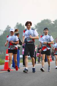 BIB: 7130, 6801, 6595
                            <button type="button" onclick="openModal(6350976)" class="btn btn-primary btn-sm float-right btn-popup" data-toggle="modal" data-target=".modal-high-quality">
                        <i class="fas fa-shopping-cart"></i> Add to Cart
                    </button>
                                            <button type="button" onclick="isThisMe(6350976, true)" class="btn btn-success btn-sm float-right btn-popup btn-isme hidden" data-toggle="tooltip" data-placement="bottom" title="นี่คือรูปของคุณใช่ไหม คลิกที่นี่เพื่อเอาเข้าอัลบั้ม">
                        <i class="fas fa-plus"></i> Add to album
                    </button>
                    <button type="button" onclick="isThisMe(6350976, false)" class="btn btn-warning btn-sm float-right btn-popup btn-isnotme hidden">
                        <i class="fas fa-ban"></i> Remove from album
                    </button>