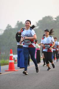 BIB: 6526, 6522
                            <button type="button" onclick="openModal(6350553)" class="btn btn-primary btn-sm float-right btn-popup" data-toggle="modal" data-target=".modal-high-quality">
                        <i class="fas fa-shopping-cart"></i> Add to Cart
                    </button>
                                            <button type="button" onclick="isThisMe(6350553, true)" class="btn btn-success btn-sm float-right btn-popup btn-isme hidden" data-toggle="tooltip" data-placement="bottom" title="นี่คือรูปของคุณใช่ไหม คลิกที่นี่เพื่อเอาเข้าอัลบั้ม">
                        <i class="fas fa-plus"></i> Add to album
                    </button>
                    <button type="button" onclick="isThisMe(6350553, false)" class="btn btn-warning btn-sm float-right btn-popup btn-isnotme hidden">
                        <i class="fas fa-ban"></i> Remove from album
                    </button>