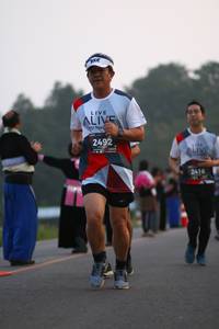 BIB: 2492, 2416
                            <button type="button" onclick="openModal(6346103)" class="btn btn-primary btn-sm float-right btn-popup" data-toggle="modal" data-target=".modal-high-quality">
                        <i class="fas fa-shopping-cart"></i> Add to Cart
                    </button>
                                            <button type="button" onclick="isThisMe(6346103, true)" class="btn btn-success btn-sm float-right btn-popup btn-isme hidden" data-toggle="tooltip" data-placement="bottom" title="นี่คือรูปของคุณใช่ไหม คลิกที่นี่เพื่อเอาเข้าอัลบั้ม">
                        <i class="fas fa-plus"></i> Add to album
                    </button>
                    <button type="button" onclick="isThisMe(6346103, false)" class="btn btn-warning btn-sm float-right btn-popup btn-isnotme hidden">
                        <i class="fas fa-ban"></i> Remove from album
                    </button>