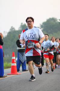 BIB: 6518
                            <button type="button" onclick="openModal(6351258)" class="btn btn-primary btn-sm float-right btn-popup" data-toggle="modal" data-target=".modal-high-quality">
                        <i class="fas fa-shopping-cart"></i> Add to Cart
                    </button>
                                            <button type="button" onclick="isThisMe(6351258, true)" class="btn btn-success btn-sm float-right btn-popup btn-isme hidden" data-toggle="tooltip" data-placement="bottom" title="นี่คือรูปของคุณใช่ไหม คลิกที่นี่เพื่อเอาเข้าอัลบั้ม">
                        <i class="fas fa-plus"></i> Add to album
                    </button>
                    <button type="button" onclick="isThisMe(6351258, false)" class="btn btn-warning btn-sm float-right btn-popup btn-isnotme hidden">
                        <i class="fas fa-ban"></i> Remove from album
                    </button>