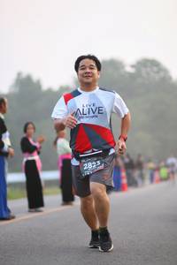 BIB: 2823
                            <button type="button" onclick="openModal(6347484)" class="btn btn-primary btn-sm float-right btn-popup" data-toggle="modal" data-target=".modal-high-quality">
                        <i class="fas fa-shopping-cart"></i> Add to Cart
                    </button>
                                            <button type="button" onclick="isThisMe(6347484, true)" class="btn btn-success btn-sm float-right btn-popup btn-isme hidden" data-toggle="tooltip" data-placement="bottom" title="นี่คือรูปของคุณใช่ไหม คลิกที่นี่เพื่อเอาเข้าอัลบั้ม">
                        <i class="fas fa-plus"></i> Add to album
                    </button>
                    <button type="button" onclick="isThisMe(6347484, false)" class="btn btn-warning btn-sm float-right btn-popup btn-isnotme hidden">
                        <i class="fas fa-ban"></i> Remove from album
                    </button>