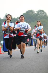 BIB: 6644, 6623, 6640
                            <button type="button" onclick="openModal(6351636)" class="btn btn-primary btn-sm float-right btn-popup" data-toggle="modal" data-target=".modal-high-quality">
                        <i class="fas fa-shopping-cart"></i> Add to Cart
                    </button>
                                            <button type="button" onclick="isThisMe(6351636, true)" class="btn btn-success btn-sm float-right btn-popup btn-isme hidden" data-toggle="tooltip" data-placement="bottom" title="นี่คือรูปของคุณใช่ไหม คลิกที่นี่เพื่อเอาเข้าอัลบั้ม">
                        <i class="fas fa-plus"></i> Add to album
                    </button>
                    <button type="button" onclick="isThisMe(6351636, false)" class="btn btn-warning btn-sm float-right btn-popup btn-isnotme hidden">
                        <i class="fas fa-ban"></i> Remove from album
                    </button>