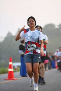 BIB: 6624
                            <button type="button" onclick="openModal(6347999)" class="btn btn-primary btn-sm float-right btn-popup" data-toggle="modal" data-target=".modal-high-quality">
                        <i class="fas fa-shopping-cart"></i> Add to Cart
                    </button>
                                            <button type="button" onclick="isThisMe(6347999, true)" class="btn btn-success btn-sm float-right btn-popup btn-isme hidden" data-toggle="tooltip" data-placement="bottom" title="นี่คือรูปของคุณใช่ไหม คลิกที่นี่เพื่อเอาเข้าอัลบั้ม">
                        <i class="fas fa-plus"></i> Add to album
                    </button>
                    <button type="button" onclick="isThisMe(6347999, false)" class="btn btn-warning btn-sm float-right btn-popup btn-isnotme hidden">
                        <i class="fas fa-ban"></i> Remove from album
                    </button>