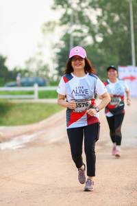 BIB: 5576
                            <button type="button" onclick="openModal(6354320)" class="btn btn-primary btn-sm float-right btn-popup" data-toggle="modal" data-target=".modal-high-quality">
                        <i class="fas fa-shopping-cart"></i> Add to Cart
                    </button>
                                            <button type="button" onclick="isThisMe(6354320, true)" class="btn btn-success btn-sm float-right btn-popup btn-isme hidden" data-toggle="tooltip" data-placement="bottom" title="นี่คือรูปของคุณใช่ไหม คลิกที่นี่เพื่อเอาเข้าอัลบั้ม">
                        <i class="fas fa-plus"></i> Add to album
                    </button>
                    <button type="button" onclick="isThisMe(6354320, false)" class="btn btn-warning btn-sm float-right btn-popup btn-isnotme hidden">
                        <i class="fas fa-ban"></i> Remove from album
                    </button>