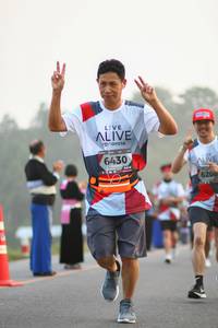 BIB: 6430, 6200
                            <button type="button" onclick="openModal(6348410)" class="btn btn-primary btn-sm float-right btn-popup" data-toggle="modal" data-target=".modal-high-quality">
                        <i class="fas fa-shopping-cart"></i> Add to Cart
                    </button>
                                            <button type="button" onclick="isThisMe(6348410, true)" class="btn btn-success btn-sm float-right btn-popup btn-isme hidden" data-toggle="tooltip" data-placement="bottom" title="นี่คือรูปของคุณใช่ไหม คลิกที่นี่เพื่อเอาเข้าอัลบั้ม">
                        <i class="fas fa-plus"></i> Add to album
                    </button>
                    <button type="button" onclick="isThisMe(6348410, false)" class="btn btn-warning btn-sm float-right btn-popup btn-isnotme hidden">
                        <i class="fas fa-ban"></i> Remove from album
                    </button>