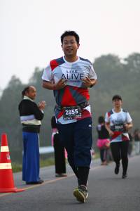 BIB: 2855, 3043
                            <button type="button" onclick="openModal(6346559)" class="btn btn-primary btn-sm float-right btn-popup" data-toggle="modal" data-target=".modal-high-quality">
                        <i class="fas fa-shopping-cart"></i> Add to Cart
                    </button>
                                            <button type="button" onclick="isThisMe(6346559, true)" class="btn btn-success btn-sm float-right btn-popup btn-isme hidden" data-toggle="tooltip" data-placement="bottom" title="นี่คือรูปของคุณใช่ไหม คลิกที่นี่เพื่อเอาเข้าอัลบั้ม">
                        <i class="fas fa-plus"></i> Add to album
                    </button>
                    <button type="button" onclick="isThisMe(6346559, false)" class="btn btn-warning btn-sm float-right btn-popup btn-isnotme hidden">
                        <i class="fas fa-ban"></i> Remove from album
                    </button>