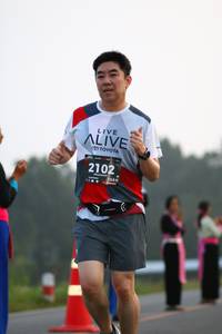 BIB: 2102
                            <button type="button" onclick="openModal(6346404)" class="btn btn-primary btn-sm float-right btn-popup" data-toggle="modal" data-target=".modal-high-quality">
                        <i class="fas fa-shopping-cart"></i> Add to Cart
                    </button>
                                            <button type="button" onclick="isThisMe(6346404, true)" class="btn btn-success btn-sm float-right btn-popup btn-isme hidden" data-toggle="tooltip" data-placement="bottom" title="นี่คือรูปของคุณใช่ไหม คลิกที่นี่เพื่อเอาเข้าอัลบั้ม">
                        <i class="fas fa-plus"></i> Add to album
                    </button>
                    <button type="button" onclick="isThisMe(6346404, false)" class="btn btn-warning btn-sm float-right btn-popup btn-isnotme hidden">
                        <i class="fas fa-ban"></i> Remove from album
                    </button>