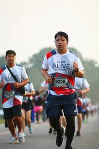 BIB: 6228, 6231
                            <button type="button" onclick="openModal(6351193)" class="btn btn-primary btn-sm float-right btn-popup" data-toggle="modal" data-target=".modal-high-quality">
                        <i class="fas fa-shopping-cart"></i> Add to Cart
                    </button>
                                            <button type="button" onclick="isThisMe(6351193, true)" class="btn btn-success btn-sm float-right btn-popup btn-isme hidden" data-toggle="tooltip" data-placement="bottom" title="นี่คือรูปของคุณใช่ไหม คลิกที่นี่เพื่อเอาเข้าอัลบั้ม">
                        <i class="fas fa-plus"></i> Add to album
                    </button>
                    <button type="button" onclick="isThisMe(6351193, false)" class="btn btn-warning btn-sm float-right btn-popup btn-isnotme hidden">
                        <i class="fas fa-ban"></i> Remove from album
                    </button>