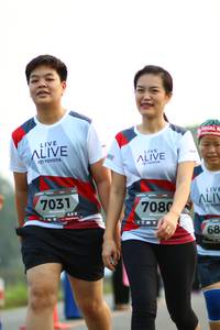 BIB: 7031, 7080
                            <button type="button" onclick="openModal(6351936)" class="btn btn-primary btn-sm float-right btn-popup" data-toggle="modal" data-target=".modal-high-quality">
                        <i class="fas fa-shopping-cart"></i> Add to Cart
                    </button>
                                            <button type="button" onclick="isThisMe(6351936, true)" class="btn btn-success btn-sm float-right btn-popup btn-isme hidden" data-toggle="tooltip" data-placement="bottom" title="นี่คือรูปของคุณใช่ไหม คลิกที่นี่เพื่อเอาเข้าอัลบั้ม">
                        <i class="fas fa-plus"></i> Add to album
                    </button>
                    <button type="button" onclick="isThisMe(6351936, false)" class="btn btn-warning btn-sm float-right btn-popup btn-isnotme hidden">
                        <i class="fas fa-ban"></i> Remove from album
                    </button>