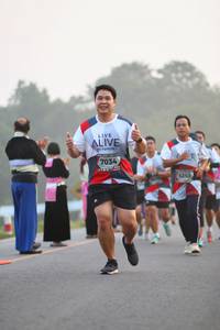 BIB: 7034, 6263
                            <button type="button" onclick="openModal(6348294)" class="btn btn-primary btn-sm float-right btn-popup" data-toggle="modal" data-target=".modal-high-quality">
                        <i class="fas fa-shopping-cart"></i> Add to Cart
                    </button>
                                            <button type="button" onclick="isThisMe(6348294, true)" class="btn btn-success btn-sm float-right btn-popup btn-isme hidden" data-toggle="tooltip" data-placement="bottom" title="นี่คือรูปของคุณใช่ไหม คลิกที่นี่เพื่อเอาเข้าอัลบั้ม">
                        <i class="fas fa-plus"></i> Add to album
                    </button>
                    <button type="button" onclick="isThisMe(6348294, false)" class="btn btn-warning btn-sm float-right btn-popup btn-isnotme hidden">
                        <i class="fas fa-ban"></i> Remove from album
                    </button>