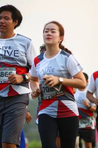 BIB: 866, 700
                            <button type="button" onclick="openModal(6350821)" class="btn btn-primary btn-sm float-right btn-popup" data-toggle="modal" data-target=".modal-high-quality">
                        <i class="fas fa-shopping-cart"></i> Add to Cart
                    </button>
                                            <button type="button" onclick="isThisMe(6350821, true)" class="btn btn-success btn-sm float-right btn-popup btn-isme hidden" data-toggle="tooltip" data-placement="bottom" title="นี่คือรูปของคุณใช่ไหม คลิกที่นี่เพื่อเอาเข้าอัลบั้ม">
                        <i class="fas fa-plus"></i> Add to album
                    </button>
                    <button type="button" onclick="isThisMe(6350821, false)" class="btn btn-warning btn-sm float-right btn-popup btn-isnotme hidden">
                        <i class="fas fa-ban"></i> Remove from album
                    </button>