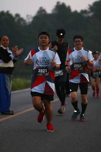 BIB: 2731, 2821, 2437
                            <button type="button" onclick="openModal(6345983)" class="btn btn-primary btn-sm float-right btn-popup" data-toggle="modal" data-target=".modal-high-quality">
                        <i class="fas fa-shopping-cart"></i> Add to Cart
                    </button>
                                            <button type="button" onclick="isThisMe(6345983, true)" class="btn btn-success btn-sm float-right btn-popup btn-isme hidden" data-toggle="tooltip" data-placement="bottom" title="นี่คือรูปของคุณใช่ไหม คลิกที่นี่เพื่อเอาเข้าอัลบั้ม">
                        <i class="fas fa-plus"></i> Add to album
                    </button>
                    <button type="button" onclick="isThisMe(6345983, false)" class="btn btn-warning btn-sm float-right btn-popup btn-isnotme hidden">
                        <i class="fas fa-ban"></i> Remove from album
                    </button>