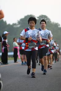 BIB: 0818, 6232
                            <button type="button" onclick="openModal(6350747)" class="btn btn-primary btn-sm float-right btn-popup" data-toggle="modal" data-target=".modal-high-quality">
                        <i class="fas fa-shopping-cart"></i> Add to Cart
                    </button>
                                            <button type="button" onclick="isThisMe(6350747, true)" class="btn btn-success btn-sm float-right btn-popup btn-isme hidden" data-toggle="tooltip" data-placement="bottom" title="นี่คือรูปของคุณใช่ไหม คลิกที่นี่เพื่อเอาเข้าอัลบั้ม">
                        <i class="fas fa-plus"></i> Add to album
                    </button>
                    <button type="button" onclick="isThisMe(6350747, false)" class="btn btn-warning btn-sm float-right btn-popup btn-isnotme hidden">
                        <i class="fas fa-ban"></i> Remove from album
                    </button>