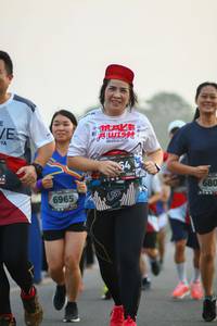 BIB: 680, 6965
                            <button type="button" onclick="openModal(6348043)" class="btn btn-primary btn-sm float-right btn-popup" data-toggle="modal" data-target=".modal-high-quality">
                        <i class="fas fa-shopping-cart"></i> Add to Cart
                    </button>
                                            <button type="button" onclick="isThisMe(6348043, true)" class="btn btn-success btn-sm float-right btn-popup btn-isme hidden" data-toggle="tooltip" data-placement="bottom" title="นี่คือรูปของคุณใช่ไหม คลิกที่นี่เพื่อเอาเข้าอัลบั้ม">
                        <i class="fas fa-plus"></i> Add to album
                    </button>
                    <button type="button" onclick="isThisMe(6348043, false)" class="btn btn-warning btn-sm float-right btn-popup btn-isnotme hidden">
                        <i class="fas fa-ban"></i> Remove from album
                    </button>