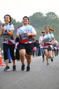 BIB: 6644, 6640, 6623
                            <button type="button" onclick="openModal(6351637)" class="btn btn-primary btn-sm float-right btn-popup" data-toggle="modal" data-target=".modal-high-quality">
                        <i class="fas fa-shopping-cart"></i> Add to Cart
                    </button>
                                            <button type="button" onclick="isThisMe(6351637, true)" class="btn btn-success btn-sm float-right btn-popup btn-isme hidden" data-toggle="tooltip" data-placement="bottom" title="นี่คือรูปของคุณใช่ไหม คลิกที่นี่เพื่อเอาเข้าอัลบั้ม">
                        <i class="fas fa-plus"></i> Add to album
                    </button>
                    <button type="button" onclick="isThisMe(6351637, false)" class="btn btn-warning btn-sm float-right btn-popup btn-isnotme hidden">
                        <i class="fas fa-ban"></i> Remove from album
                    </button>