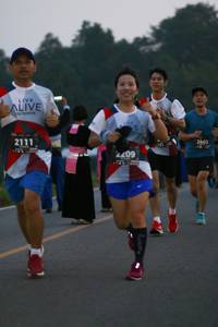 BIB: 2111, 2403, 209
                            <button type="button" onclick="openModal(6345566)" class="btn btn-primary btn-sm float-right btn-popup" data-toggle="modal" data-target=".modal-high-quality">
                        <i class="fas fa-shopping-cart"></i> Add to Cart
                    </button>
                                            <button type="button" onclick="isThisMe(6345566, true)" class="btn btn-success btn-sm float-right btn-popup btn-isme hidden" data-toggle="tooltip" data-placement="bottom" title="นี่คือรูปของคุณใช่ไหม คลิกที่นี่เพื่อเอาเข้าอัลบั้ม">
                        <i class="fas fa-plus"></i> Add to album
                    </button>
                    <button type="button" onclick="isThisMe(6345566, false)" class="btn btn-warning btn-sm float-right btn-popup btn-isnotme hidden">
                        <i class="fas fa-ban"></i> Remove from album
                    </button>