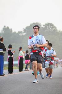 BIB: 625, 6460
                            <button type="button" onclick="openModal(6348478)" class="btn btn-primary btn-sm float-right btn-popup" data-toggle="modal" data-target=".modal-high-quality">
                        <i class="fas fa-shopping-cart"></i> Add to Cart
                    </button>
                                            <button type="button" onclick="isThisMe(6348478, true)" class="btn btn-success btn-sm float-right btn-popup btn-isme hidden" data-toggle="tooltip" data-placement="bottom" title="นี่คือรูปของคุณใช่ไหม คลิกที่นี่เพื่อเอาเข้าอัลบั้ม">
                        <i class="fas fa-plus"></i> Add to album
                    </button>
                    <button type="button" onclick="isThisMe(6348478, false)" class="btn btn-warning btn-sm float-right btn-popup btn-isnotme hidden">
                        <i class="fas fa-ban"></i> Remove from album
                    </button>