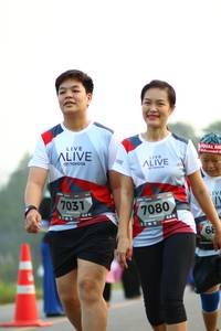 BIB: 7031, 7080
                            <button type="button" onclick="openModal(6351919)" class="btn btn-primary btn-sm float-right btn-popup" data-toggle="modal" data-target=".modal-high-quality">
                        <i class="fas fa-shopping-cart"></i> Add to Cart
                    </button>
                                            <button type="button" onclick="isThisMe(6351919, true)" class="btn btn-success btn-sm float-right btn-popup btn-isme hidden" data-toggle="tooltip" data-placement="bottom" title="นี่คือรูปของคุณใช่ไหม คลิกที่นี่เพื่อเอาเข้าอัลบั้ม">
                        <i class="fas fa-plus"></i> Add to album
                    </button>
                    <button type="button" onclick="isThisMe(6351919, false)" class="btn btn-warning btn-sm float-right btn-popup btn-isnotme hidden">
                        <i class="fas fa-ban"></i> Remove from album
                    </button>