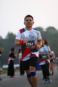 BIB: 2741, 128
                            <button type="button" onclick="openModal(6346279)" class="btn btn-primary btn-sm float-right btn-popup" data-toggle="modal" data-target=".modal-high-quality">
                        <i class="fas fa-shopping-cart"></i> Add to Cart
                    </button>
                                            <button type="button" onclick="isThisMe(6346279, true)" class="btn btn-success btn-sm float-right btn-popup btn-isme hidden" data-toggle="tooltip" data-placement="bottom" title="นี่คือรูปของคุณใช่ไหม คลิกที่นี่เพื่อเอาเข้าอัลบั้ม">
                        <i class="fas fa-plus"></i> Add to album
                    </button>
                    <button type="button" onclick="isThisMe(6346279, false)" class="btn btn-warning btn-sm float-right btn-popup btn-isnotme hidden">
                        <i class="fas fa-ban"></i> Remove from album
                    </button>