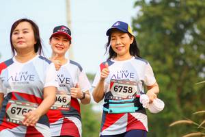 BIB: 6758, 046, 676
                            <button type="button" onclick="openModal(6354083)" class="btn btn-primary btn-sm float-right btn-popup" data-toggle="modal" data-target=".modal-high-quality">
                        <i class="fas fa-shopping-cart"></i> Add to Cart
                    </button>
                                            <button type="button" onclick="isThisMe(6354083, true)" class="btn btn-success btn-sm float-right btn-popup btn-isme hidden" data-toggle="tooltip" data-placement="bottom" title="นี่คือรูปของคุณใช่ไหม คลิกที่นี่เพื่อเอาเข้าอัลบั้ม">
                        <i class="fas fa-plus"></i> Add to album
                    </button>
                    <button type="button" onclick="isThisMe(6354083, false)" class="btn btn-warning btn-sm float-right btn-popup btn-isnotme hidden">
                        <i class="fas fa-ban"></i> Remove from album
                    </button>